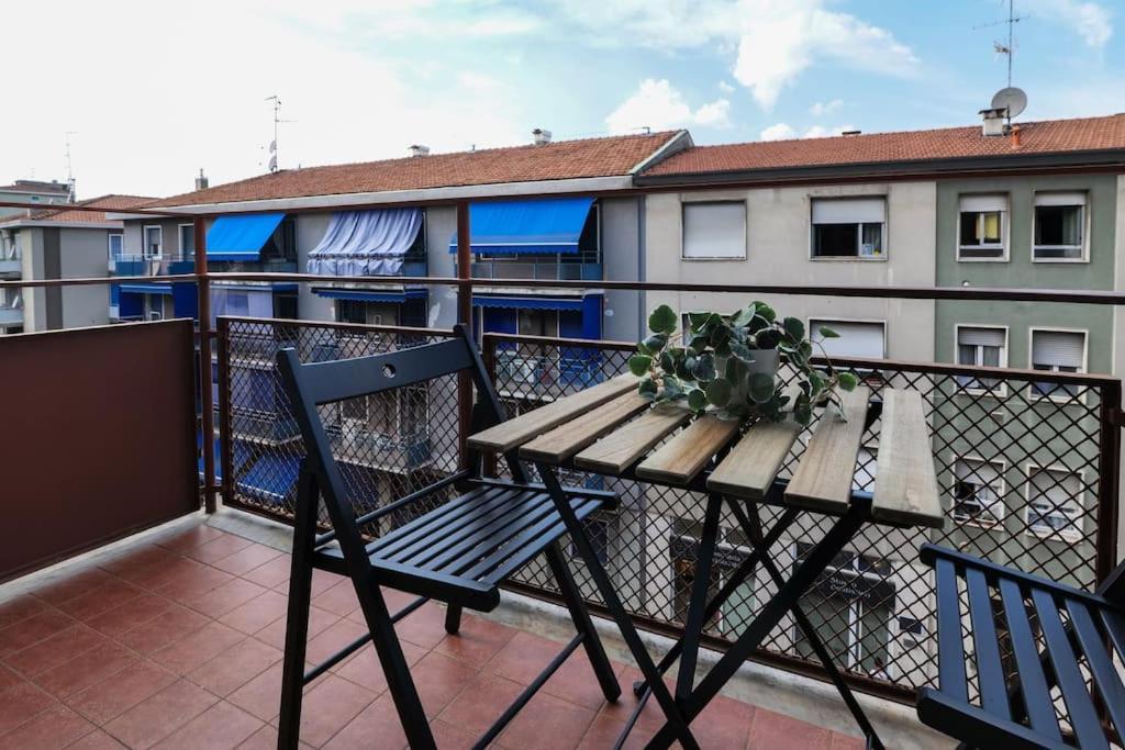 Primopiano - Astico Apartment มิลาน ภายนอก รูปภาพ